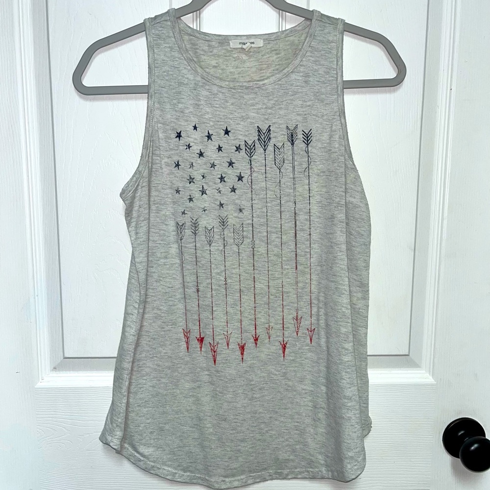 Bundle of 2 Maurices 4th of July and an orange old navy tank top ladies size S